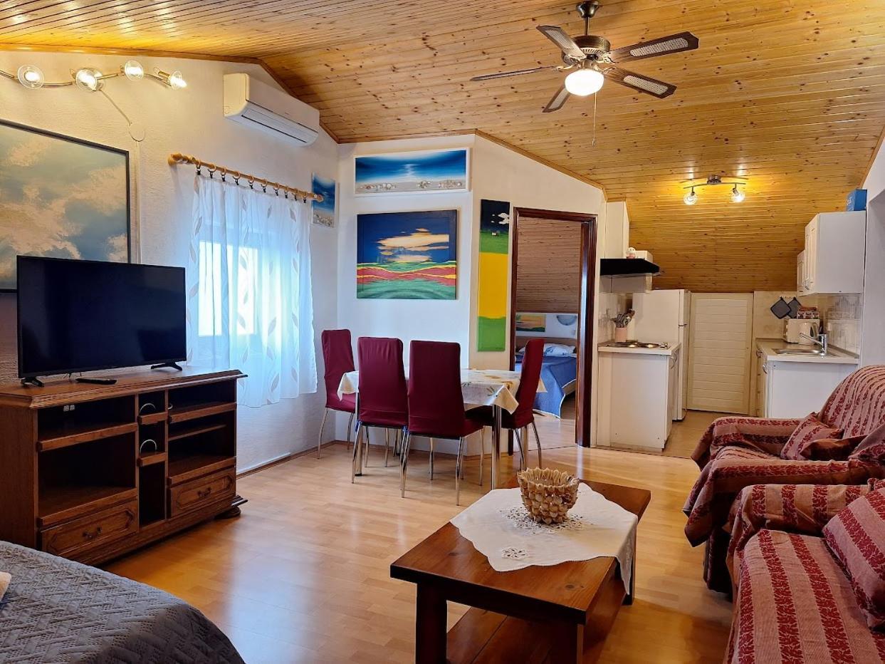 Apartments Alex Rovinj Room photo
