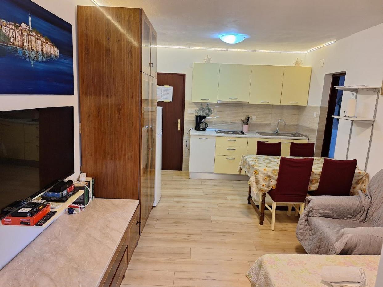 Apartments Alex Rovinj Room photo